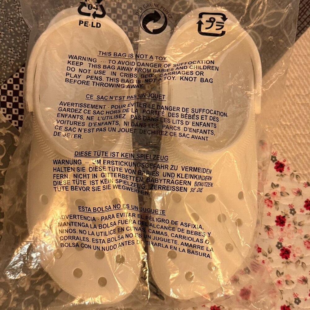 Crocs Classic Clog - White - Men's Size 14
